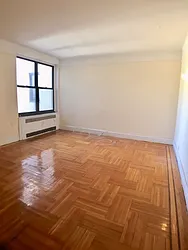 Rented by Roberto Guilbet, LREB