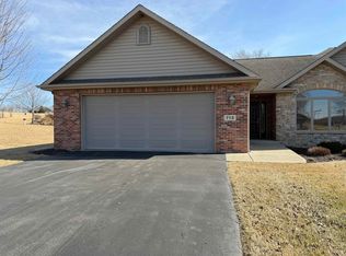 713 Birch St, Byron, IL 61010