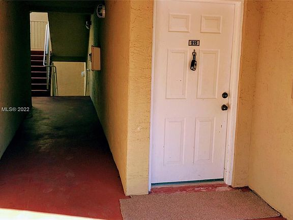 4th image of 2640 S University Dr APT 215