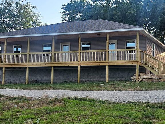 2nd image of 256 Fox Den Dr