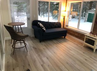 1122 N Hillside Dr, Ludington, MI 49431