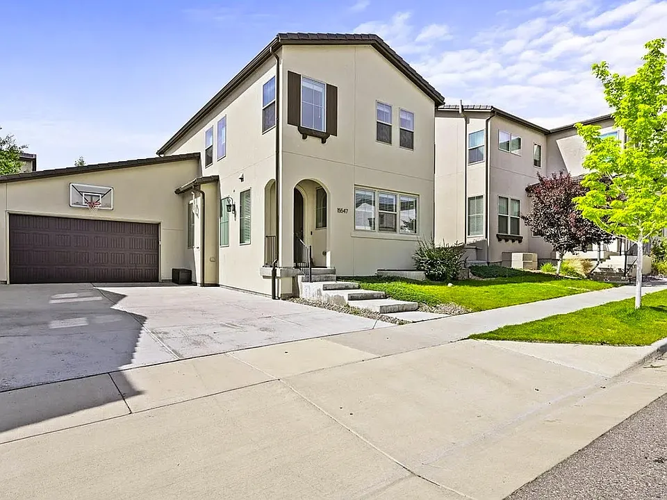 15547 W Vassar Ave