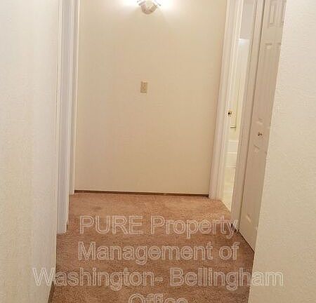 5th image of 320 Elwood Ct #106