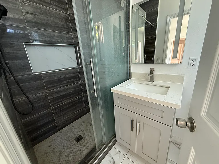 11442 Lee Ln — Photo 7