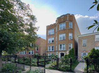 1757 W North Shore Ave #H, Chicago, IL 60626