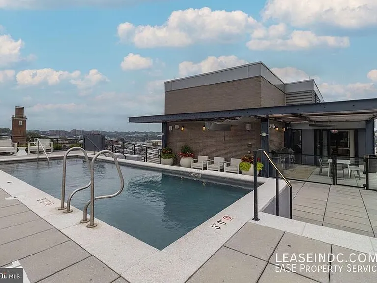 1625 Eckington Pl NE #321 — Photo 21