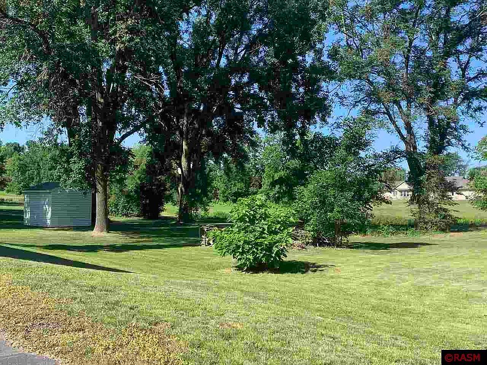 307 6th St NW, Elysian, MN 56028 Zillow