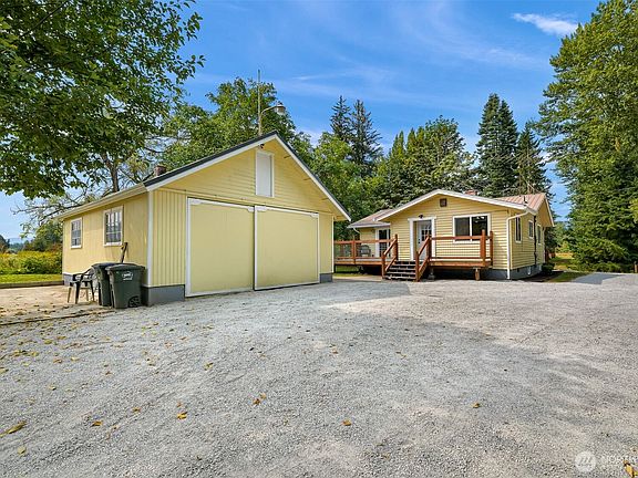 2nd image of 5594 Sand Road