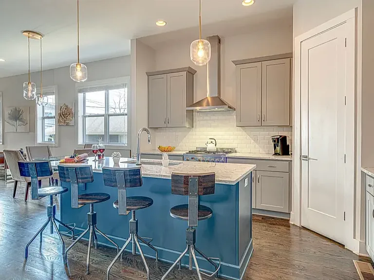 352 Union Ave #210 — Photo 34