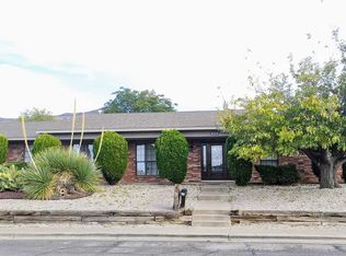 606 Sunglow Ave, Alamogordo, NM 88310
