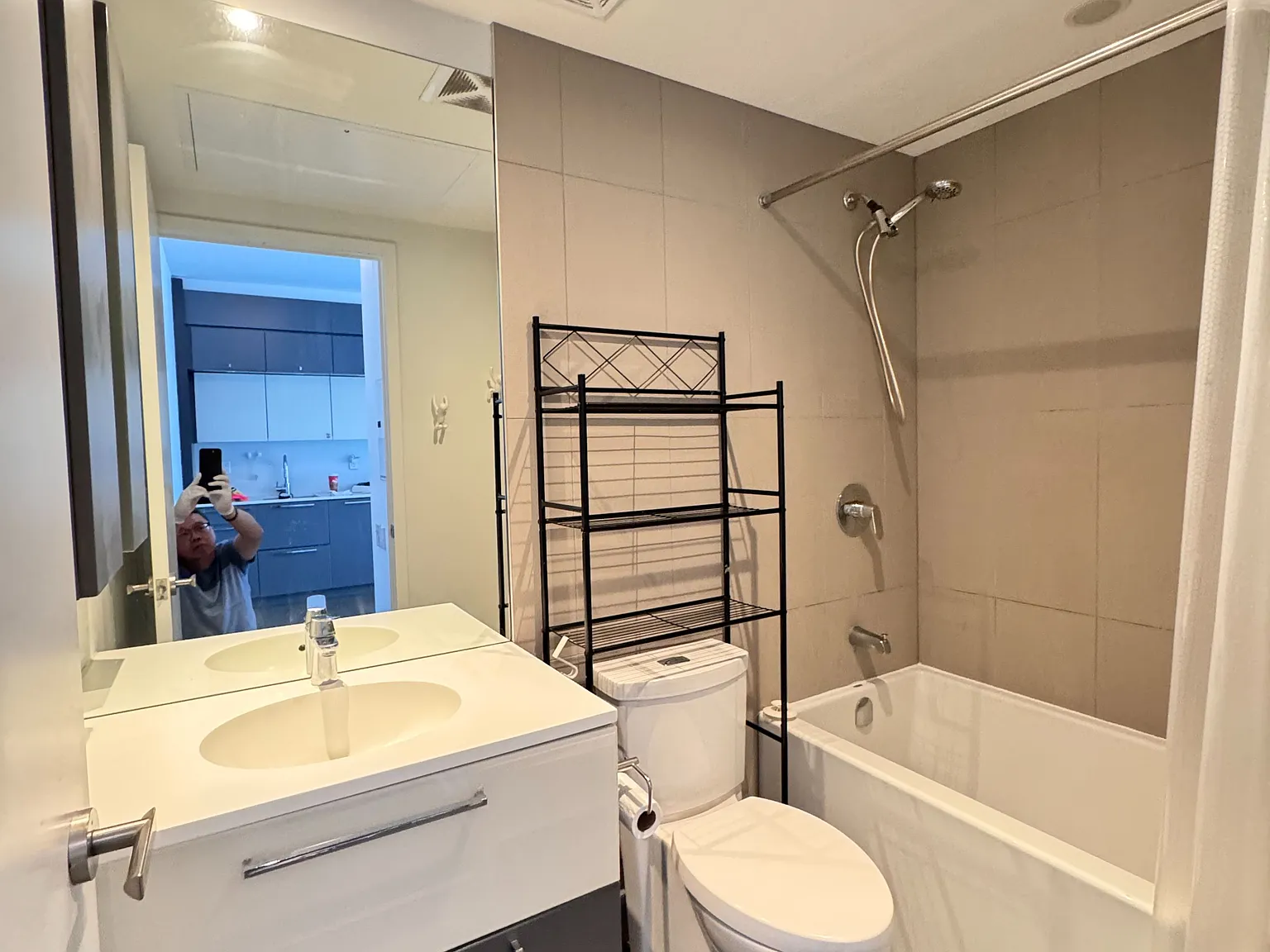 Karma Condominiums — Photo 2