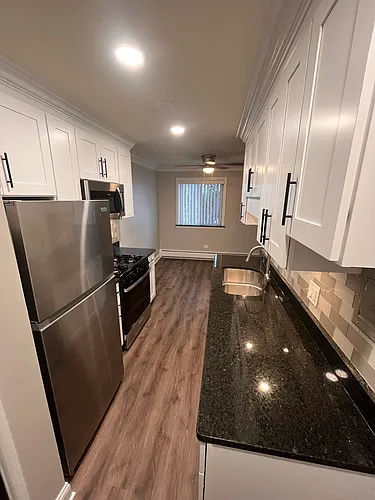 Floor plan 406