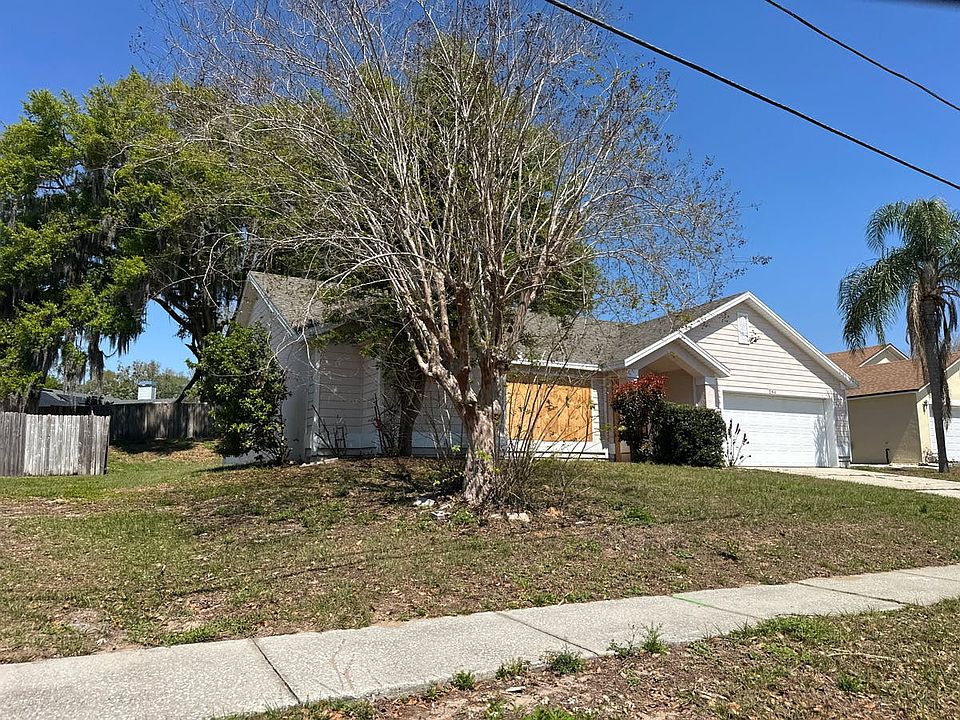 2nd image of 294 Lake Doe Blvd