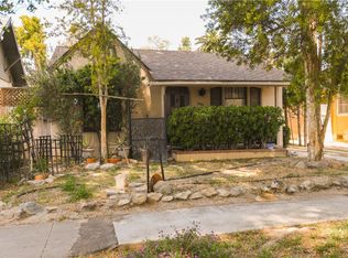 3045 Cedar St, Riverside, CA 92501