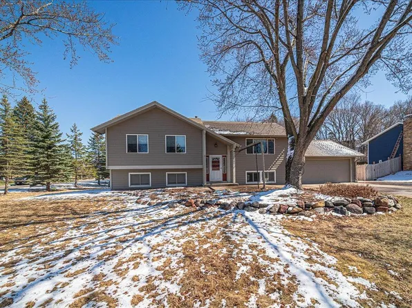 12301 Michelle Cir, Burnsville, MN 55337