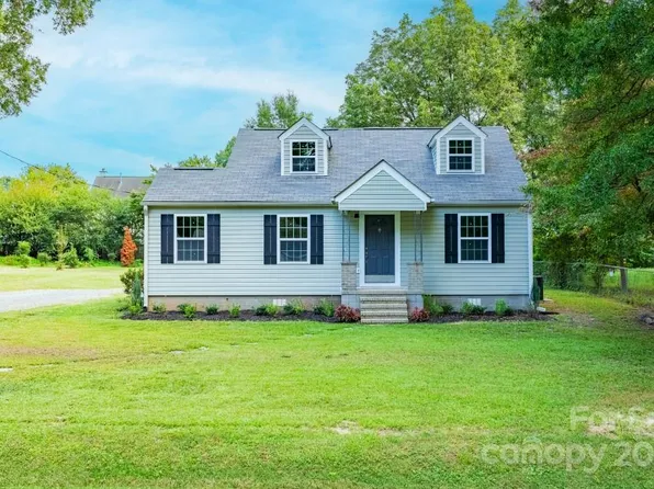 3908 Northaven Dr, Charlotte, NC 28206