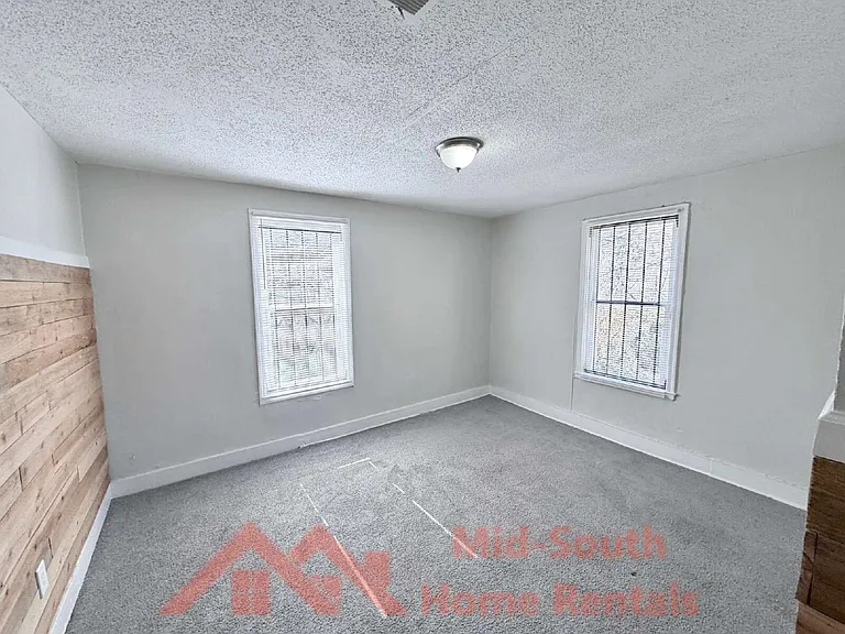 1417 Rayner St — Photo 5