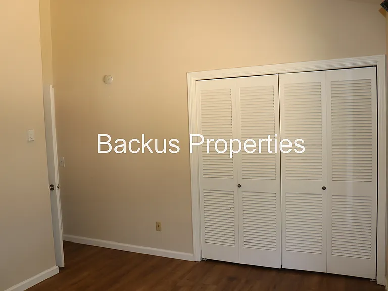 11585 McCarthy Rd — Photo 15