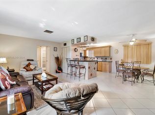 Coronet Hills Condo, Hollywood, FL 33020