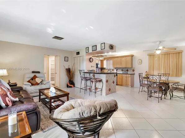 2303 Polk St APT 108, Hollywood, FL 33020