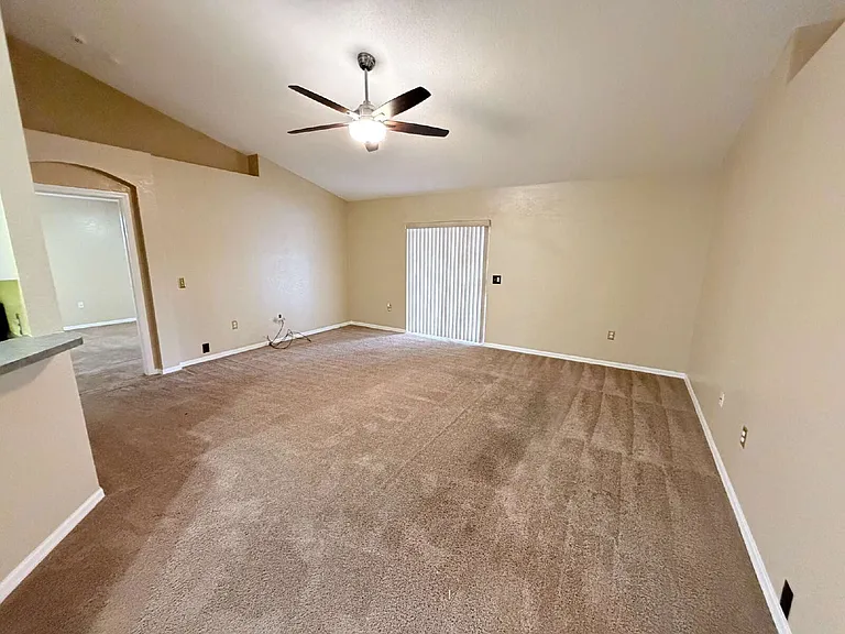 5967 Hillside Heights Dr — Photo 5