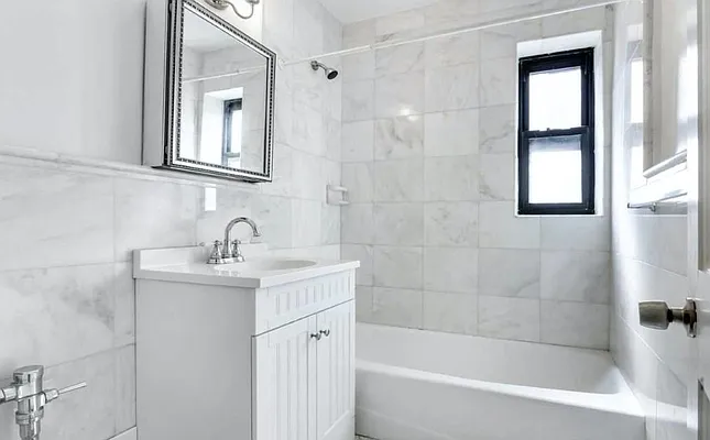 Rented by Compass | media 6