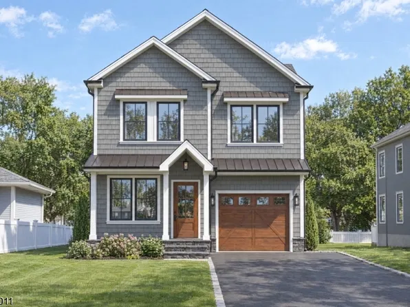 12 Weston Ave, Chatham Boro, NJ 07928