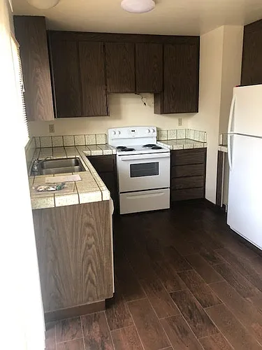 Floor plan 2 bedroom townhouse