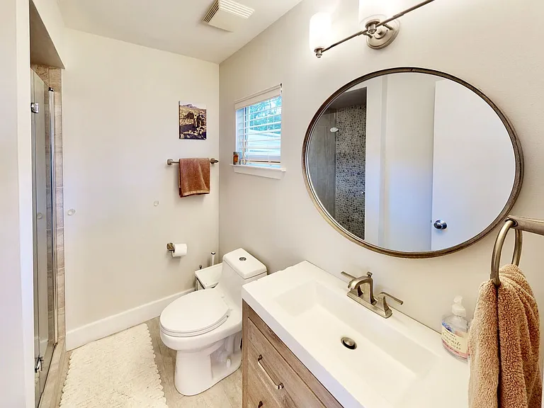 2058 Atherton Heights Ln — Photo 33