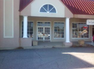 1406 Dawson Rd, Albany, GA 31707