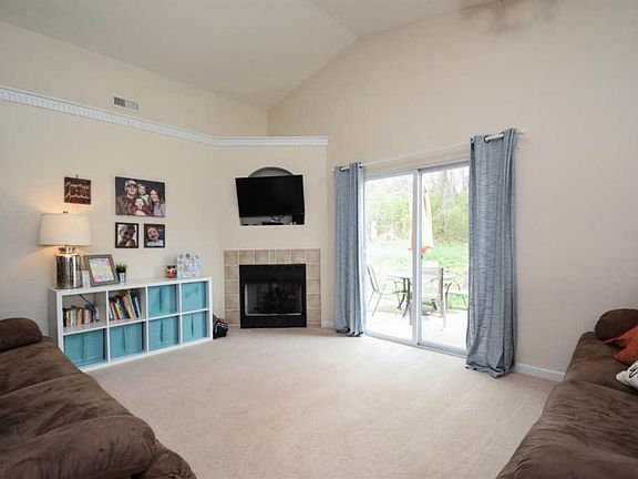 4th image of 1417 Carrington Pl