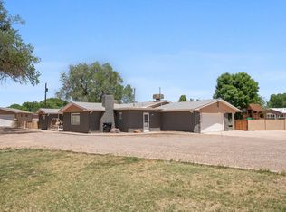 550 Esperanza Dr, Bosque Farms, NM 87068