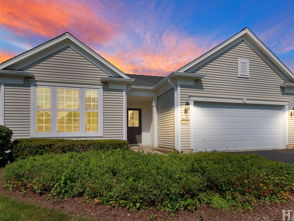1st image of 3142 Ravinia Cir
