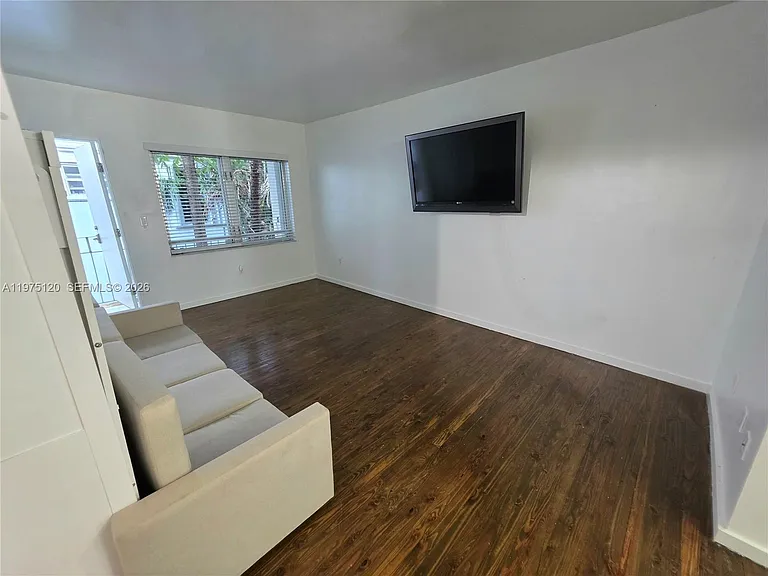 1616 Euclid Ave #12 — Photo 12