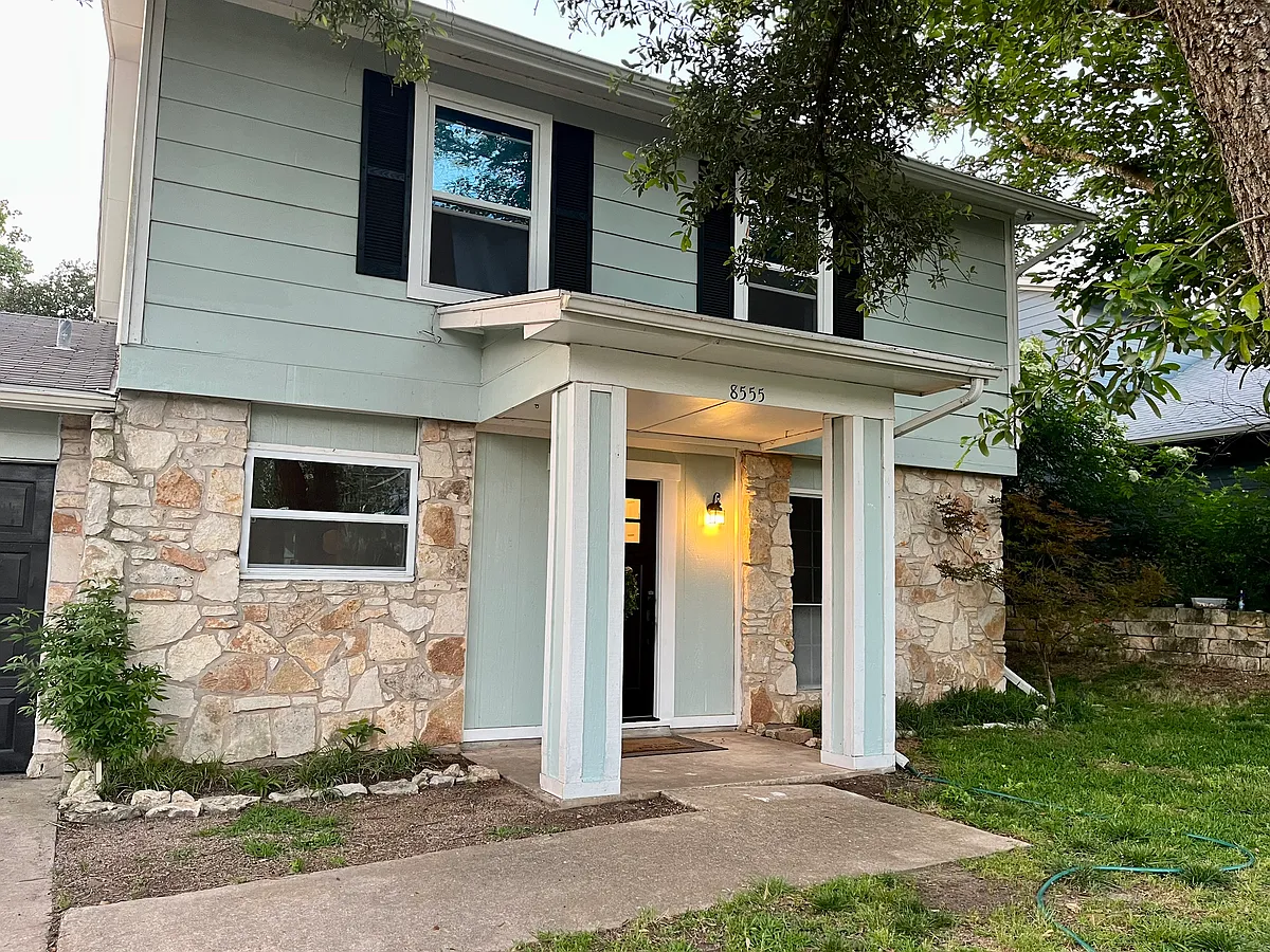 Building Photo - 8555 Red Willow Dr