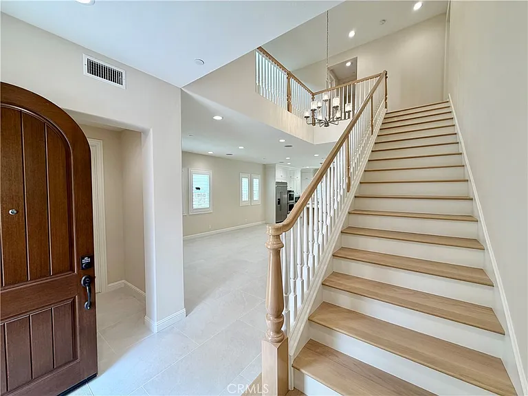 98 Pinnacle Dr — Photo 12