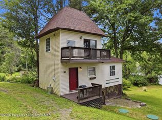 286 N Lake Rd, Montrose, PA 18801