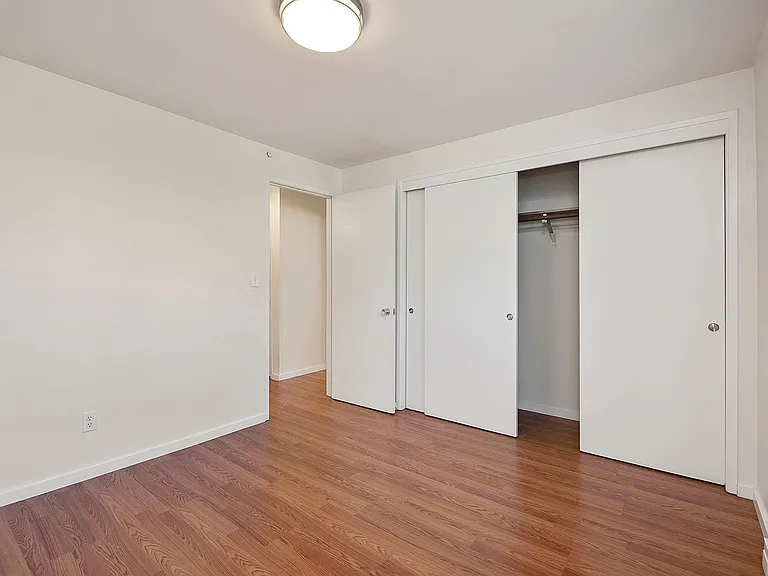 15 W Galer St — Photo 14