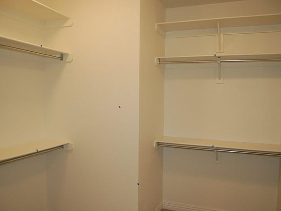 3rd image of 316 Correnti Ct