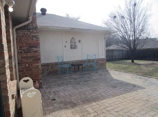 7317 Shady Hollow Ln, North Richland Hills, TX 76182