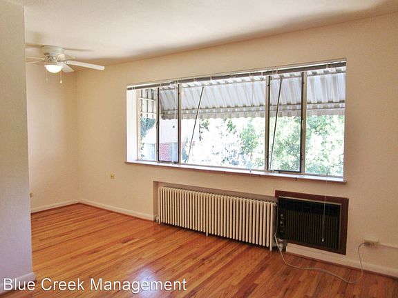 2nd image of 680 N Pearl St APT 6
