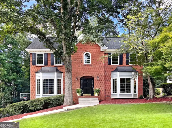 340 S Satinwood Pl, Roswell, GA 30076