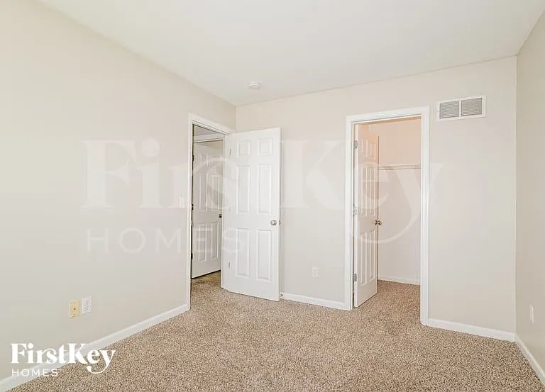 900 Tower Pl — Photo 12