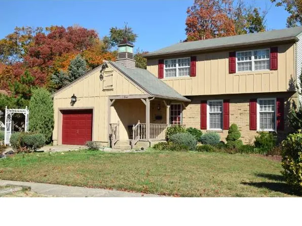 8 Sherwood Ter, Glendora, NJ 08029
