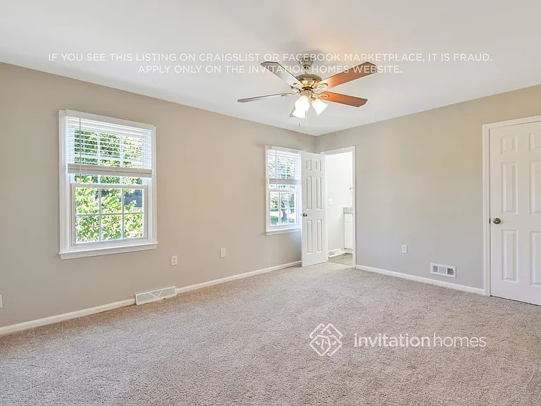 5428 Dowgate Dr — Photo 14