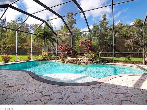 5th image of 13716 Collina Ct