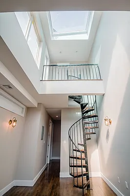 Rented by Nooklyn NYC LLC | media 53