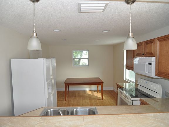 4th image of 61 Dumas St #B