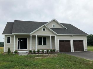 13 Seward Farm Ln, Kittery, ME 03904