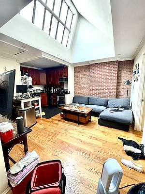 1st image of 134 E 16th St APT 5